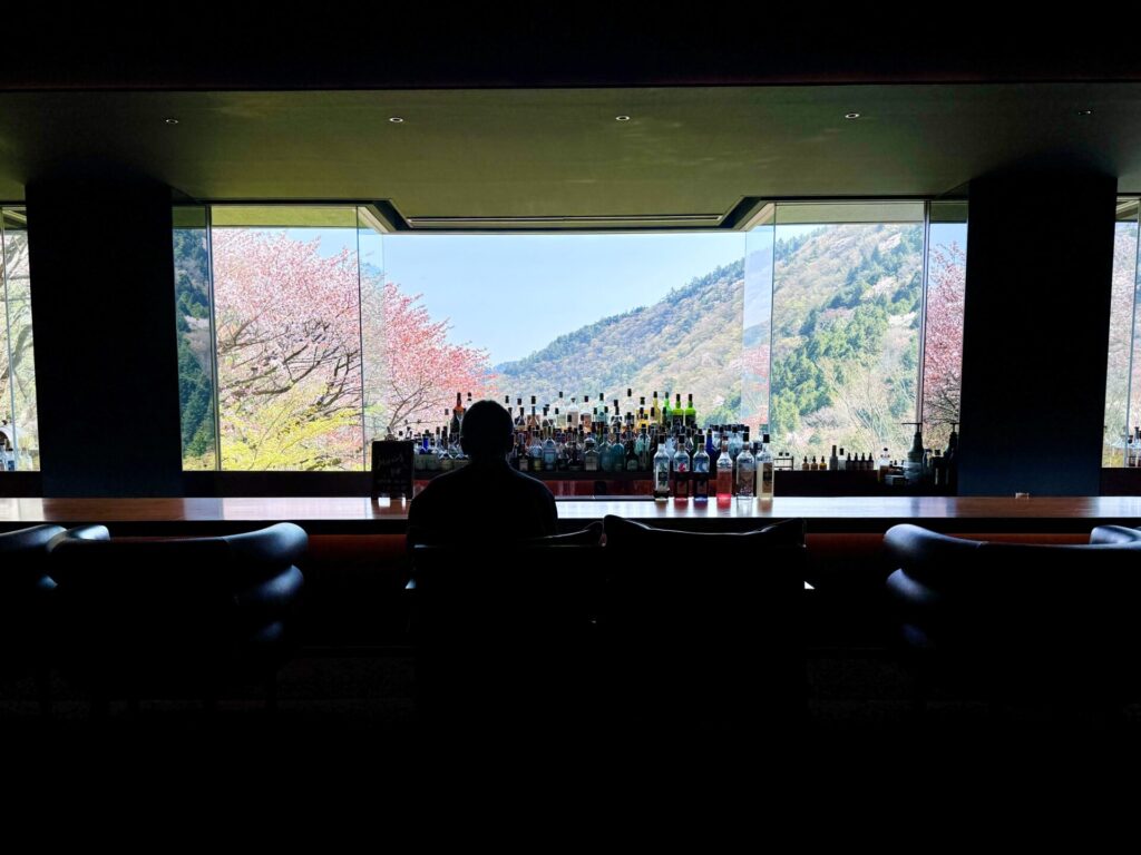「bar hotel 箱根香山」バーカウンター