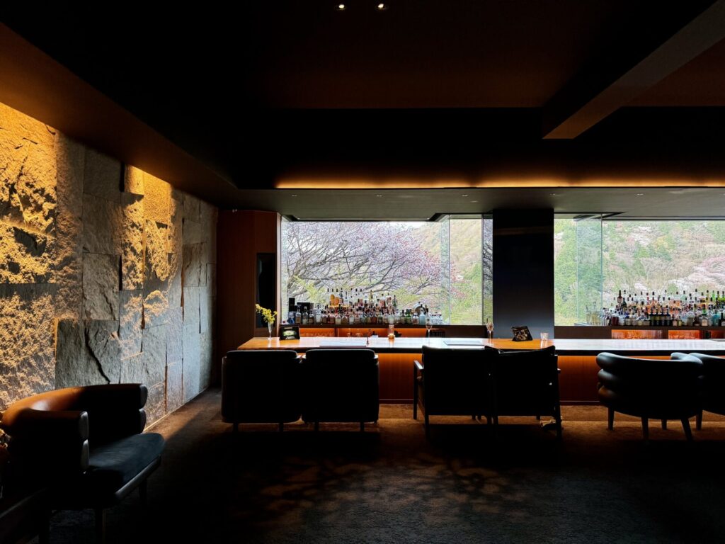 bar hotel箱根香山 バーカウンター