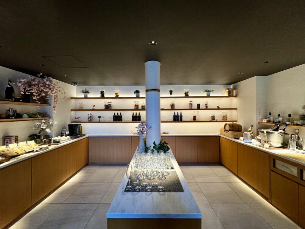 bar hotel箱根香山 ラウンジ ビュッフェ台