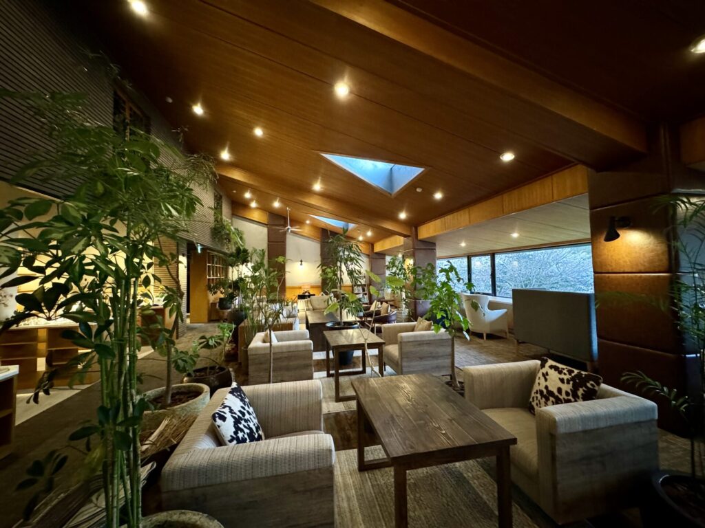 bar hotel箱根香山 ラウンジ