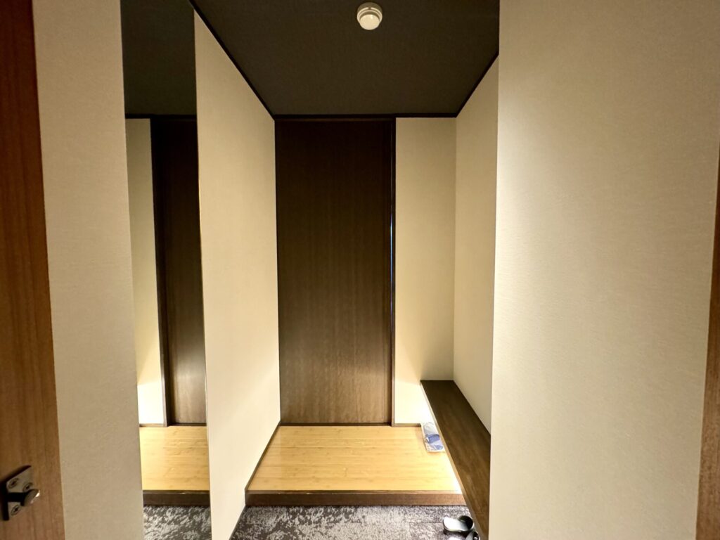 bar hotel箱根香山 客室 玄関