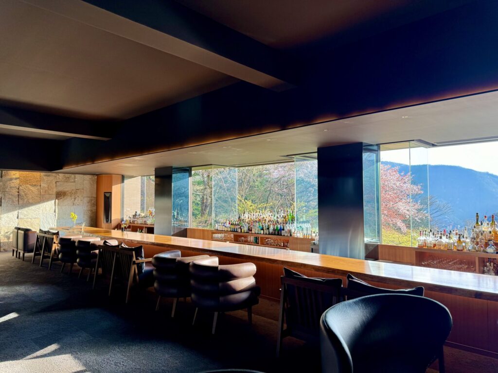 bar hotel箱根香山 カウンター席