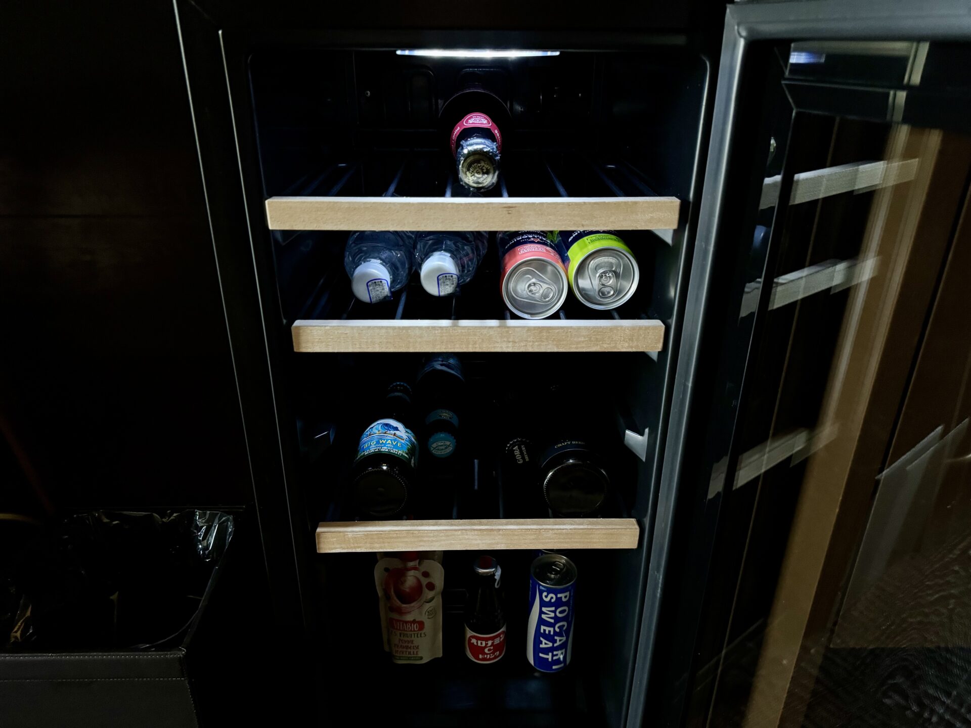 「bar hotel 箱根香山」プライベートスパの冷蔵庫