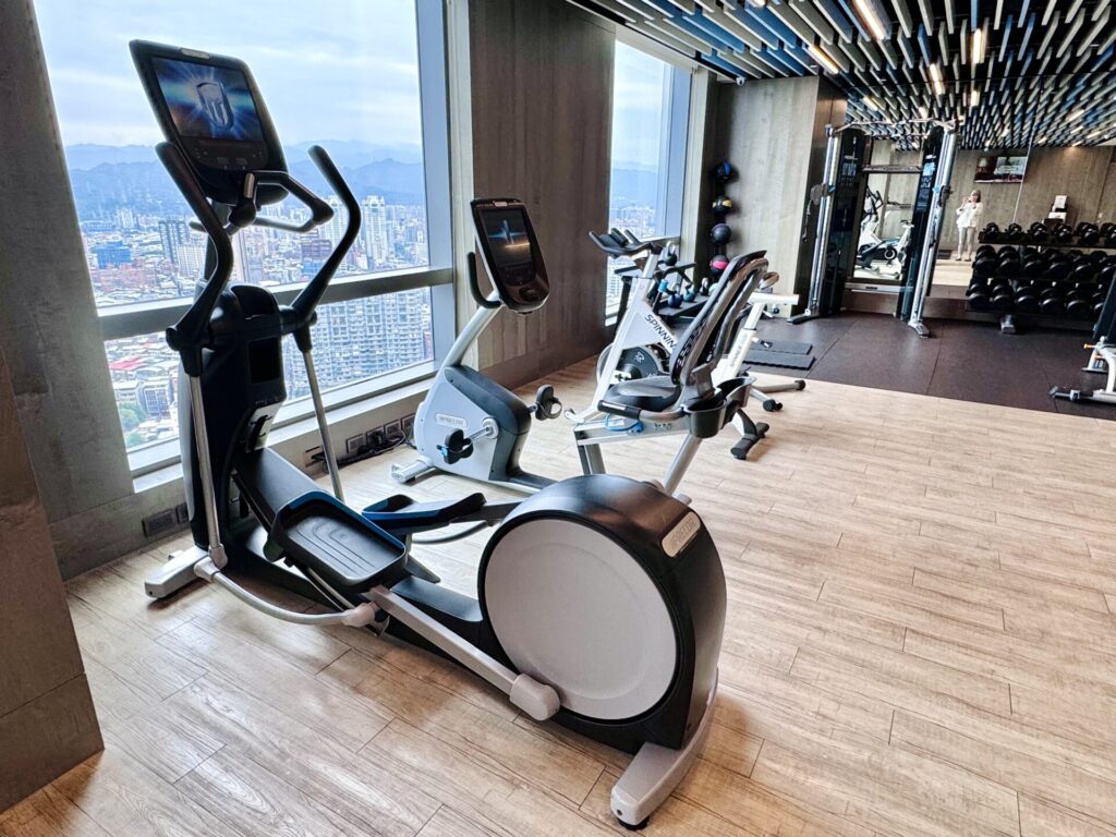 ヒルトン台北新板 フィットネスセンター