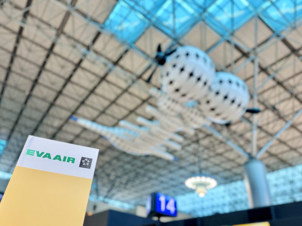 台湾桃園国際空港 エバー航空 内観