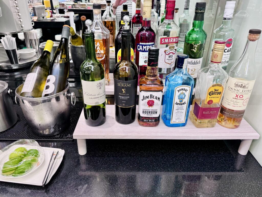 台湾桃園国際空港「The infinity(ザ・インフィニティ)」ラウンジ提供ドリンク