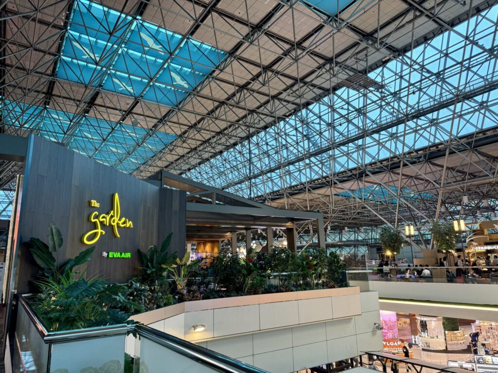 台湾桃園国際空港内の様子