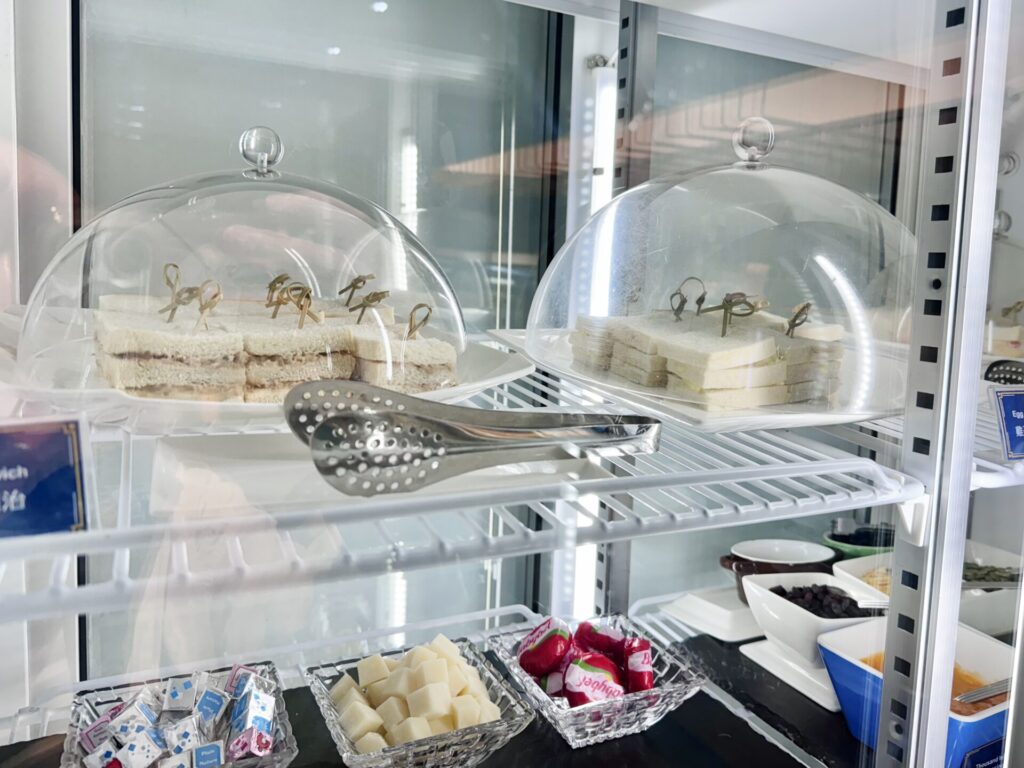 台湾桃園国際空港 シンガポール空港 シルバークリスラウンジ フード