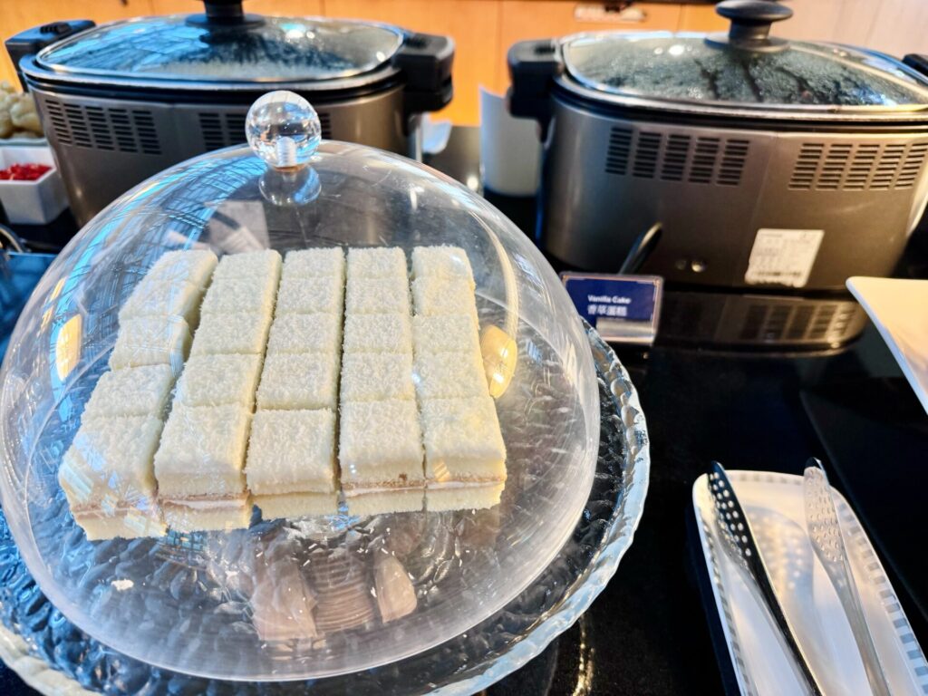 台湾桃園国際空港 シンガポール空港 シルバークリスラウンジ フード