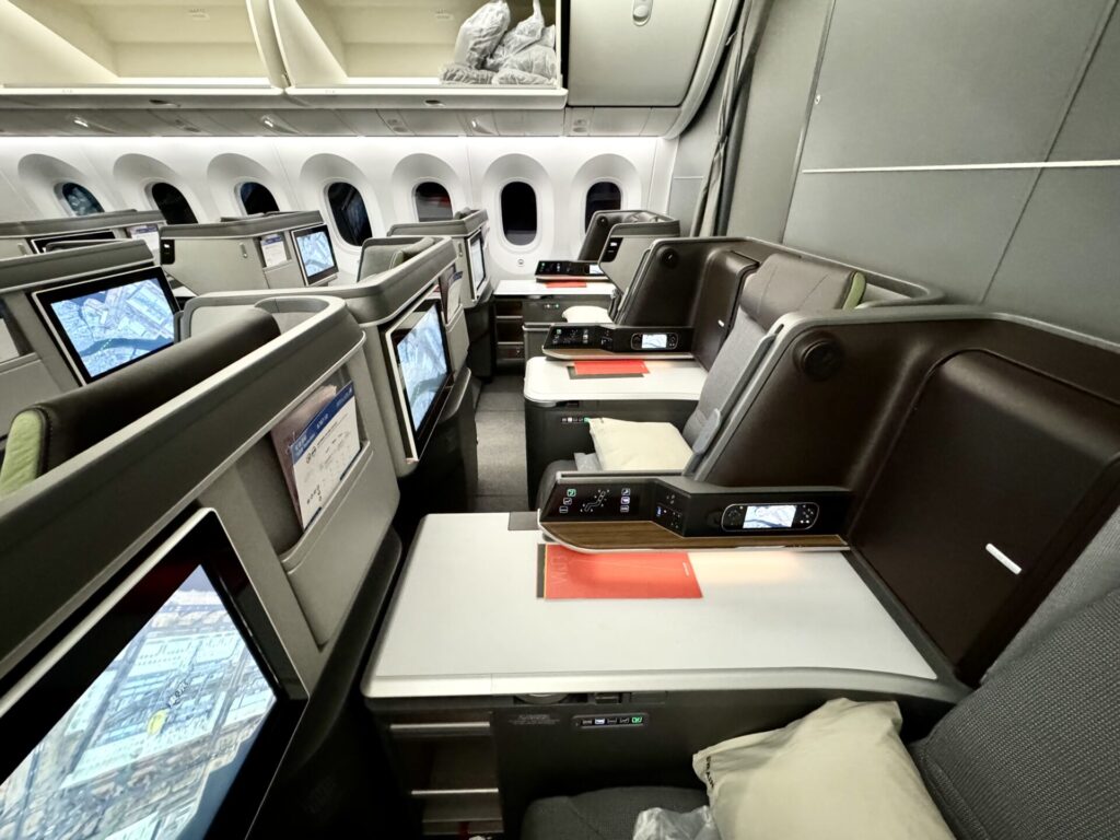 エバー航空 ロイヤルローレルクラス 中央座席