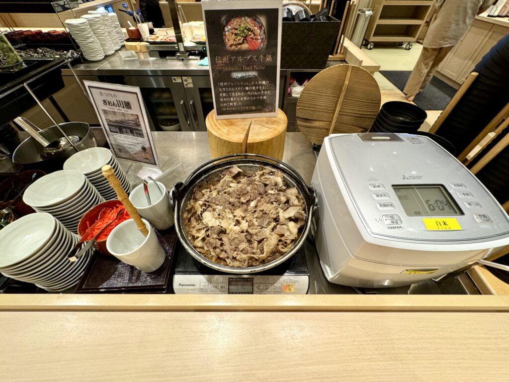 御宿野乃松本 朝食 信州アルプス牛鍋