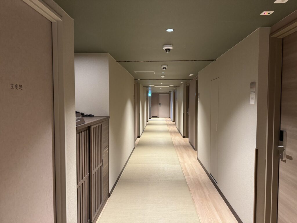 御宿 野乃松本 客室階の廊下