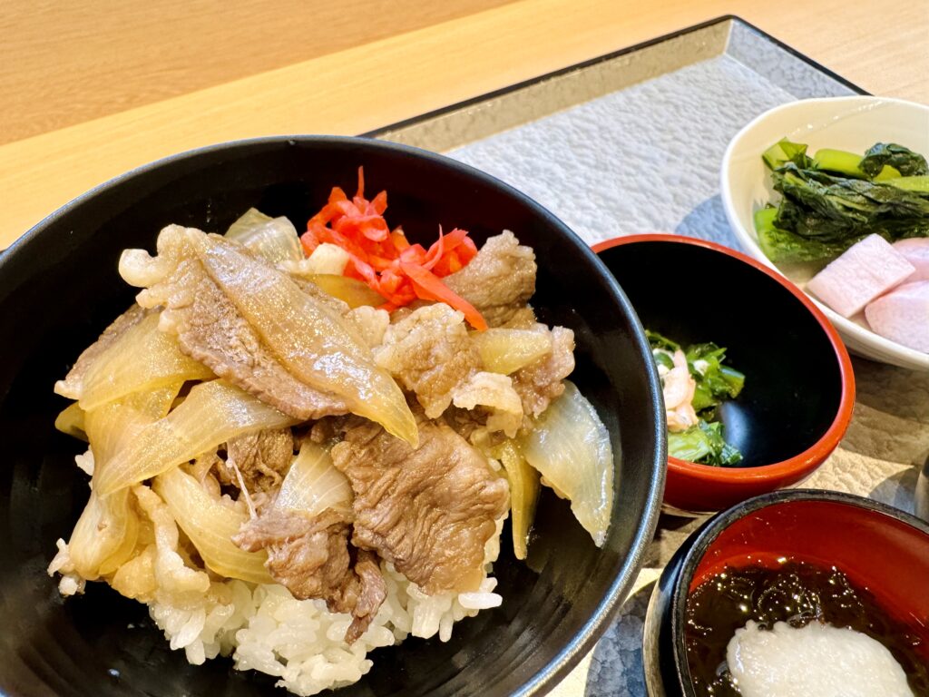 御宿 野乃 松本 朝食 信州アルプス牛鍋の牛丼