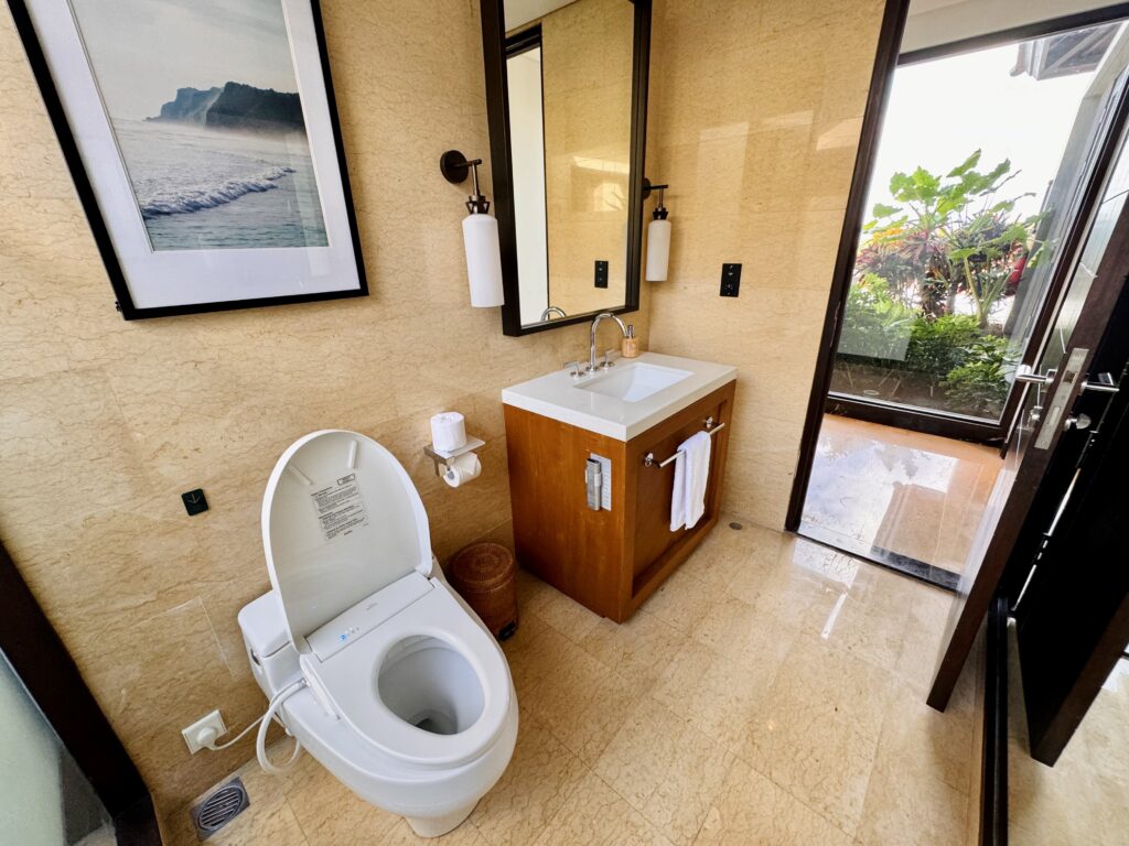 Umana Bali(ウマナバリ)LXR 客室 トイレ