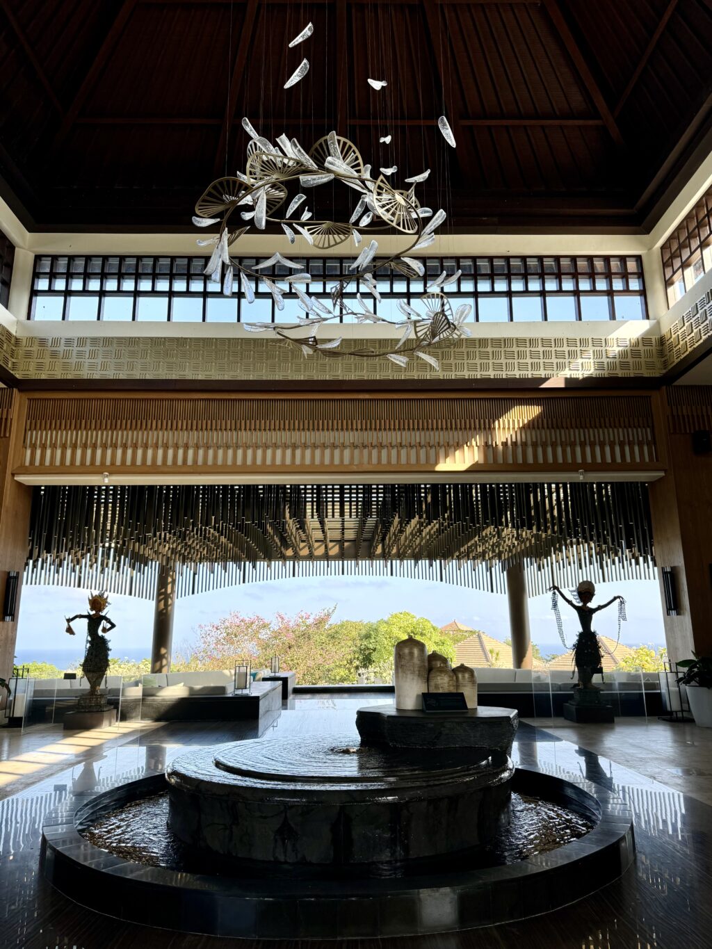 umana Bali(ウマナバリ)LXR ロビー