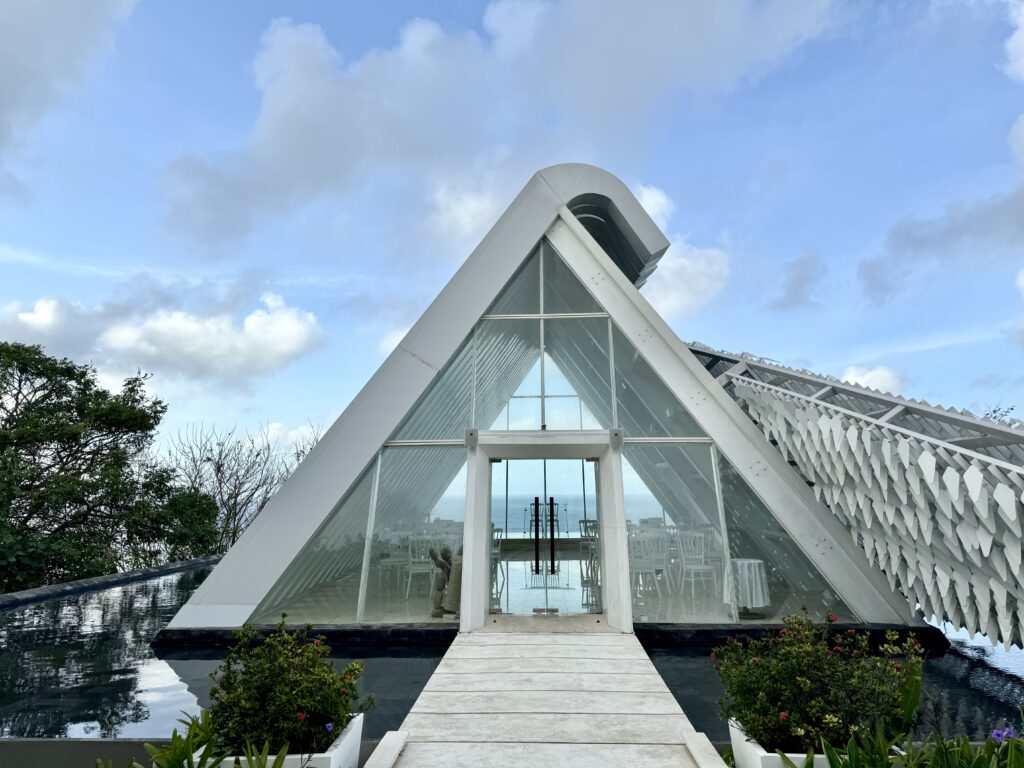 umana Bali(ウマナバリ)LXR チャペル