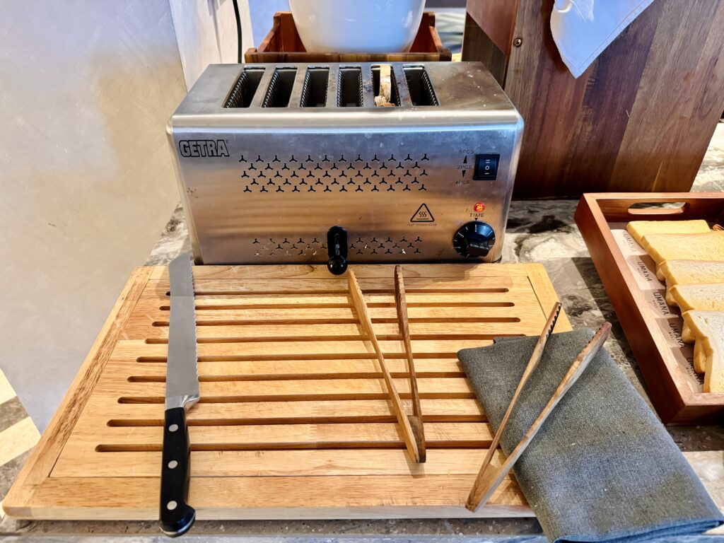 umana Bali(ウマナバリ)LXR 朝食 パンコーナー