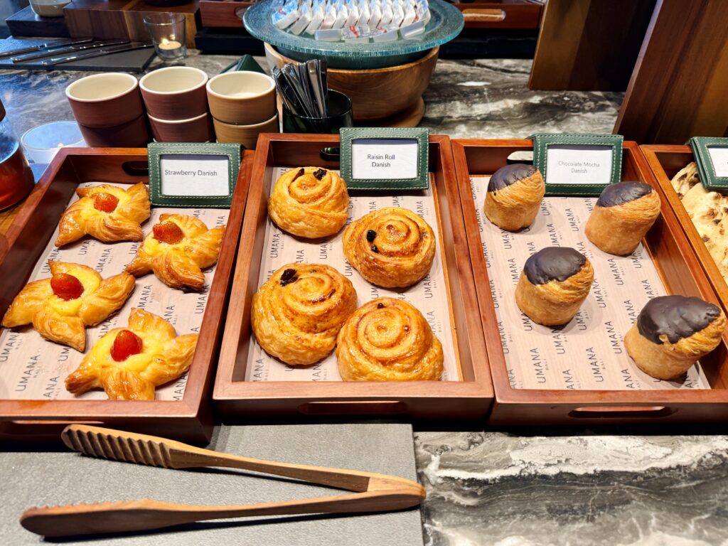 Umana Bali(ウマナバリ)LXR 朝食 パンコーナー