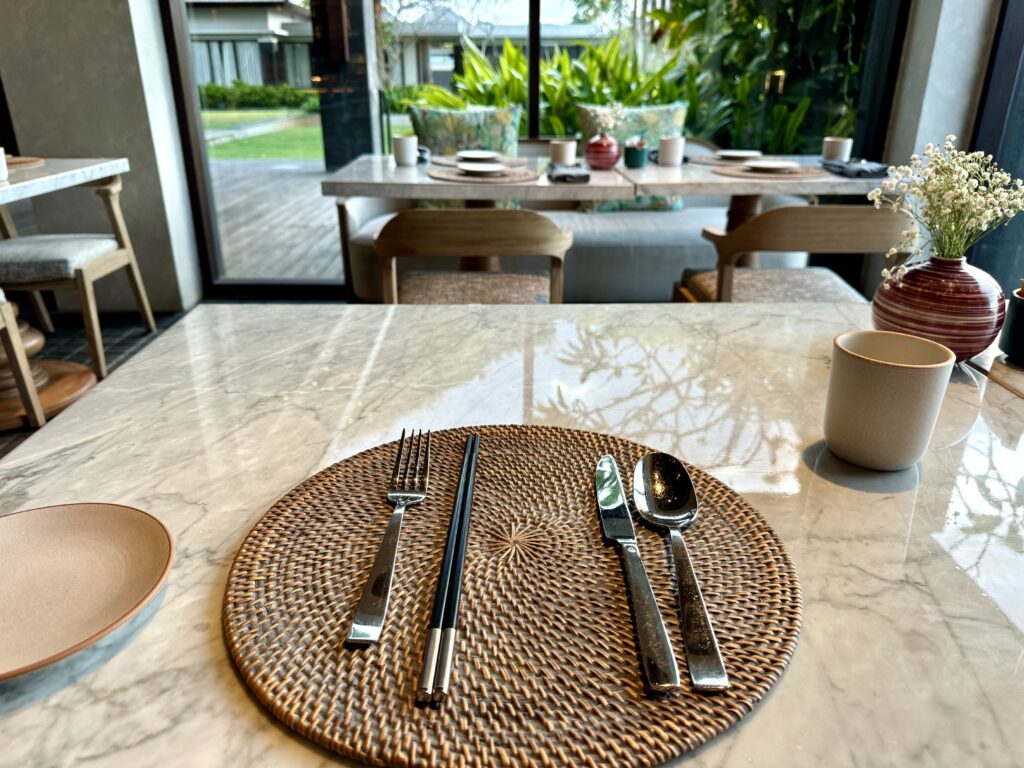 umana Bali(ウマナバリ)LXR 朝食 テーブルセッティング