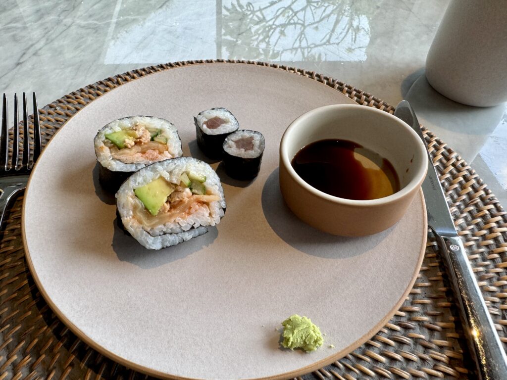 umana Bali(ウマナバリ)LXR 朝食 巻き寿司