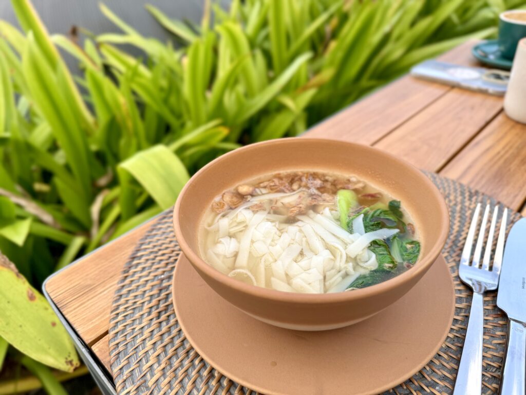 umana Bali(ウマナバリ)LXR 朝食 麺類