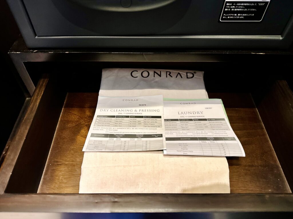 CONRAD BALI(コンラッドバリ) 客室 クローゼット
