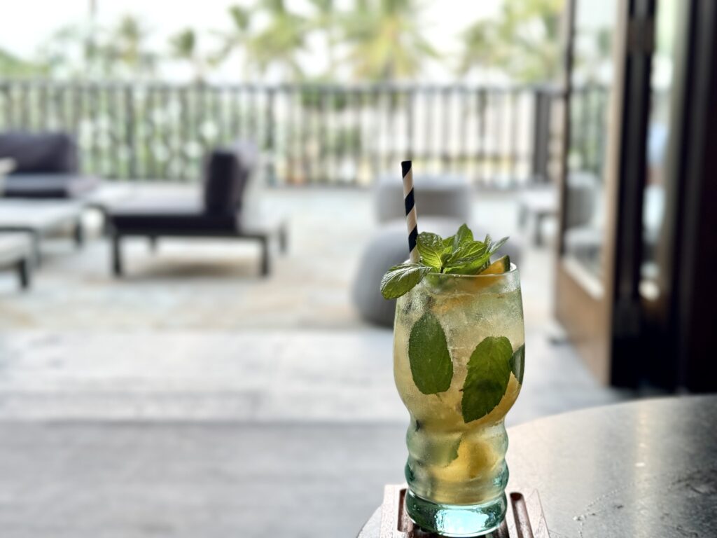 CONRAD BALI(コンラッドバリ) イーストロビーラウンジ イブニングカクテル シグネチャーカクテル