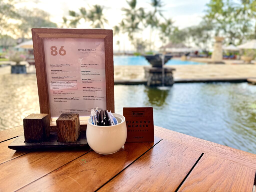 コンラッドバリ 朝食 アラカルトメニュー