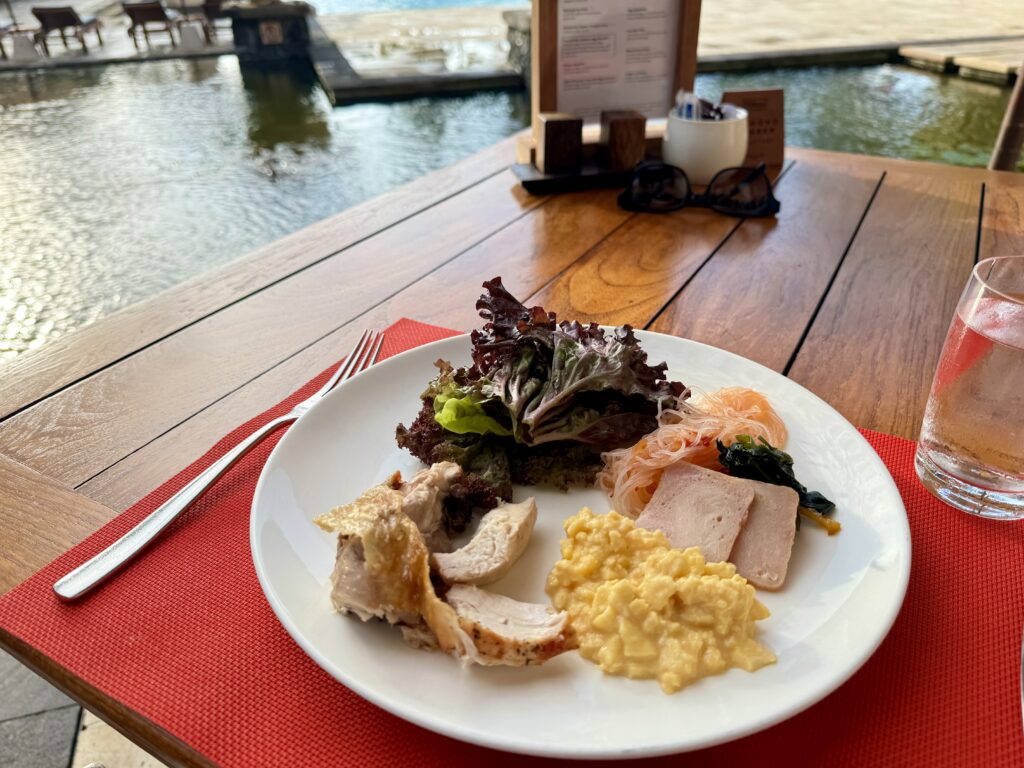 CONRAD BALI(コンラッドバリ) 朝食 食べたサラダ