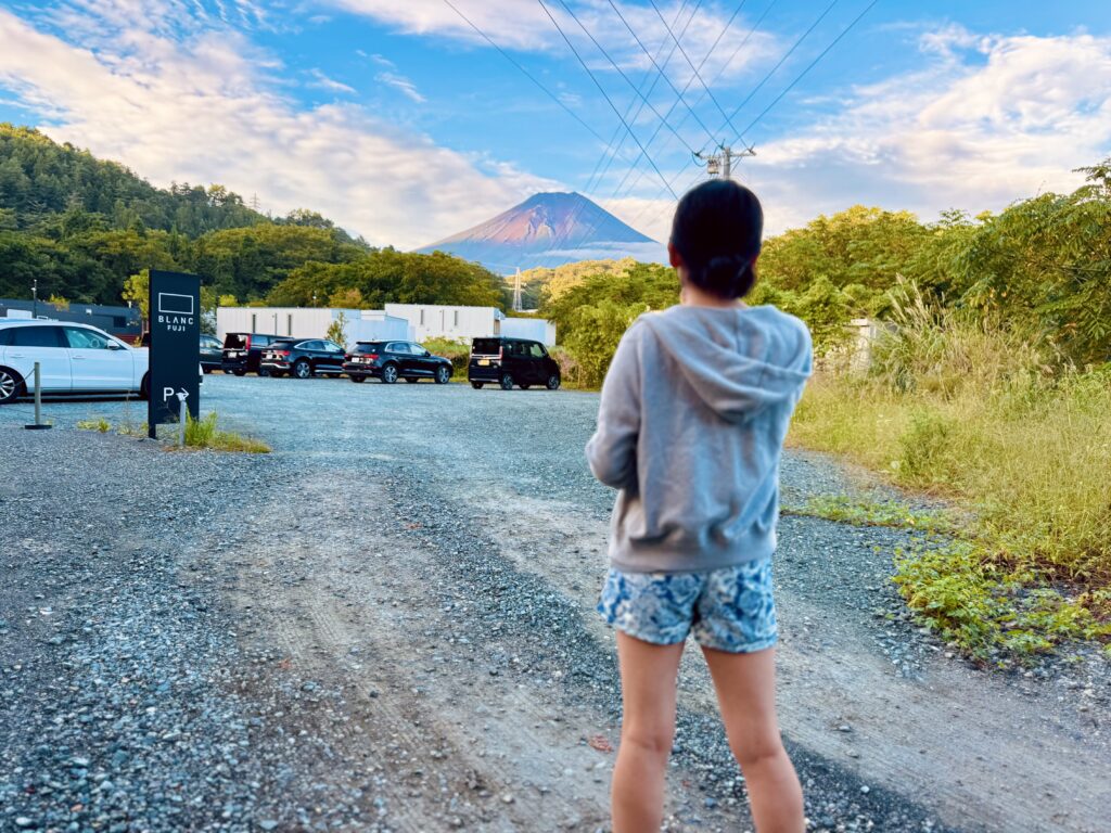 BLANC FUJI 朝焼けの富士山