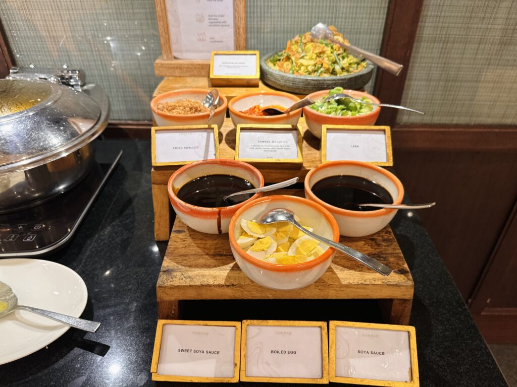 コンラッドバリ 朝食 ホットミールコーナー