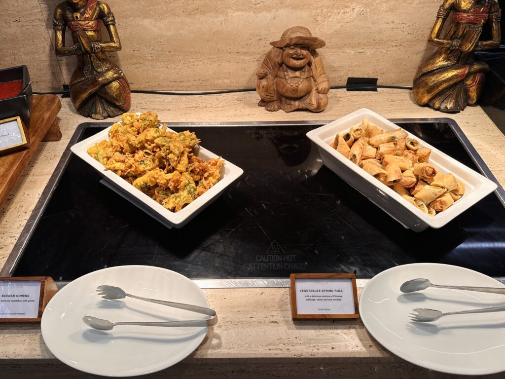 コンラッドバリ 朝食 ホットミールコーナー