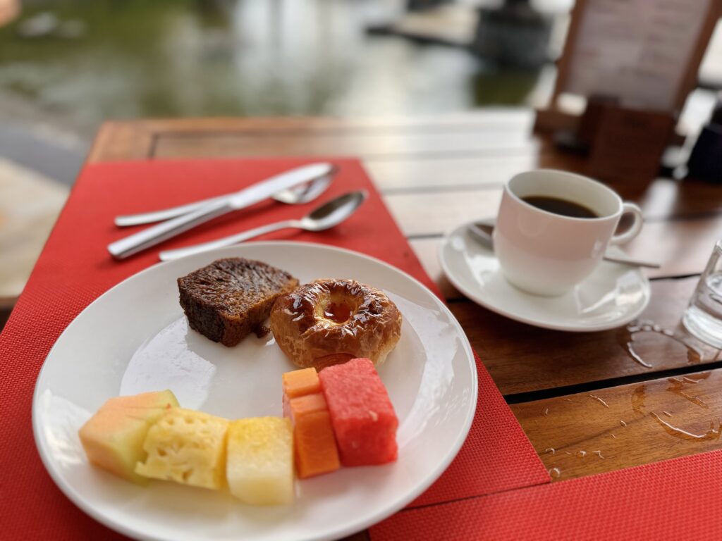 コンラッドバリ 朝食 実際に食べたメニュー