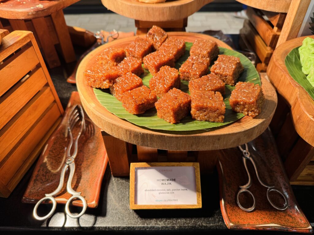 コンラッドバリ 朝食 スイーツコーナー