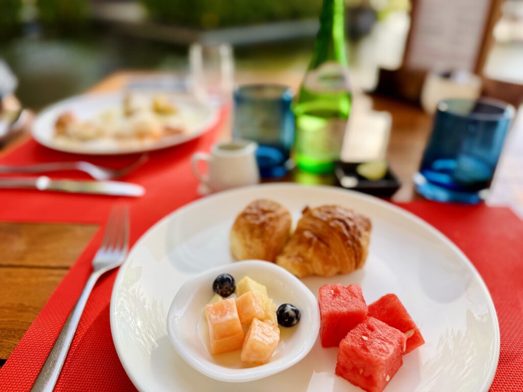 コンラッドバリ 朝食 実際に食べたメニュー