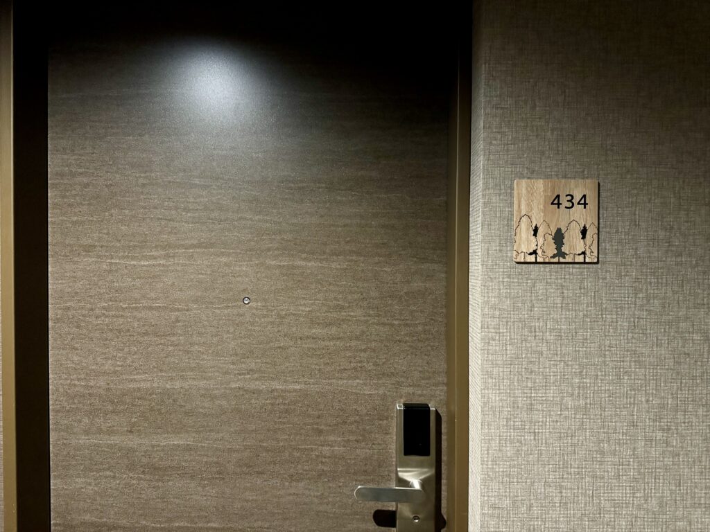 ドーミーインEXPRESS富士山御殿場 客室扉