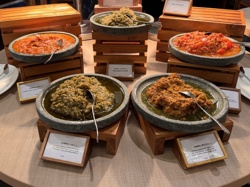 コンラッドバリ 朝食 ホットミールコーナー