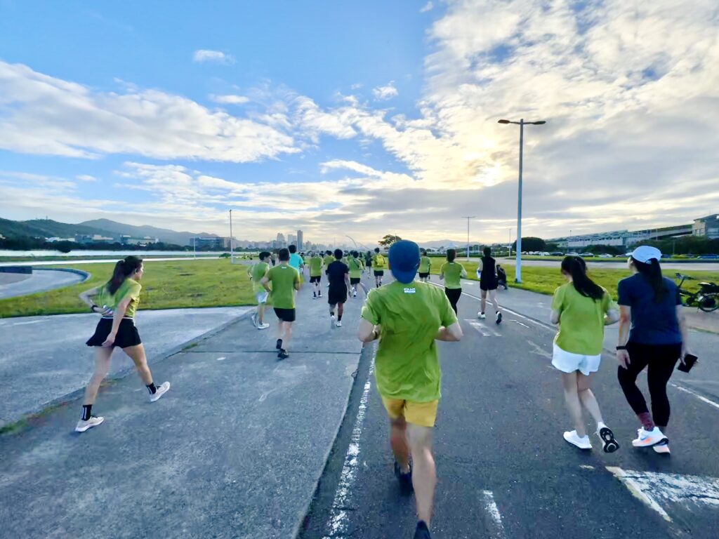 エバー航空マラソン 大佳河浜公園内をラン