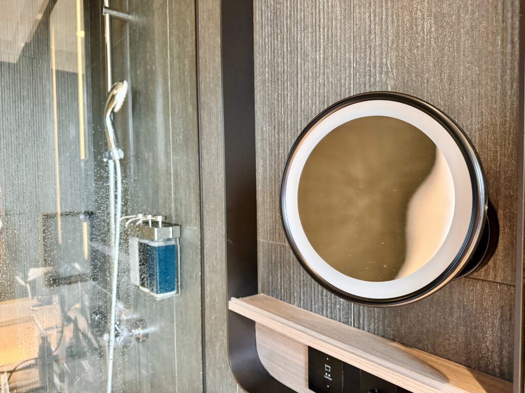 ホテルレゾナンス台北タペストリーコレクションbyヒルトン 拡大鏡