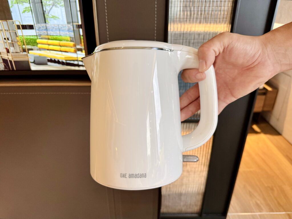 ホテルレゾナンス台北タペストリーコレクションbyヒルトン 電気ケトル