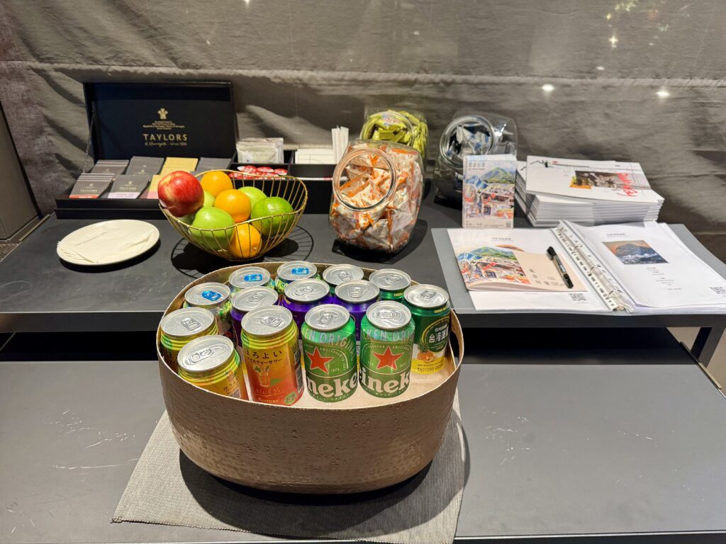 レゾナンス台北タペストリーコレクション ザポータル アルコール