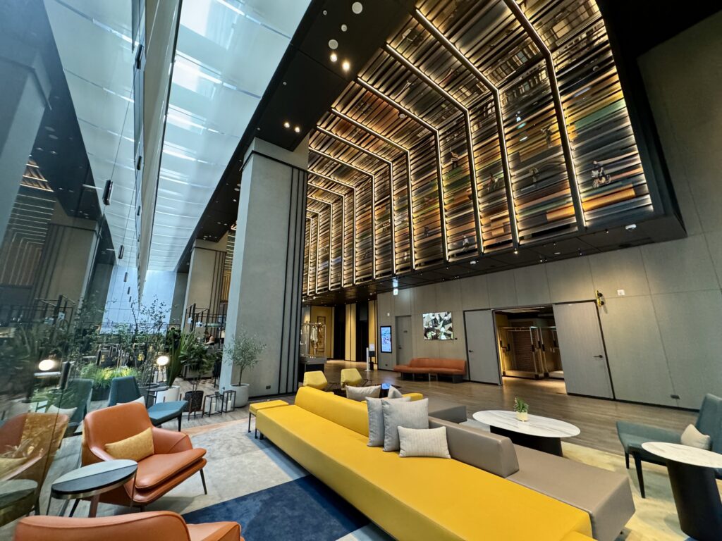 ホテルレゾナンス台北タペストリーコレクションbyヒルトン ロビー 休憩スペース