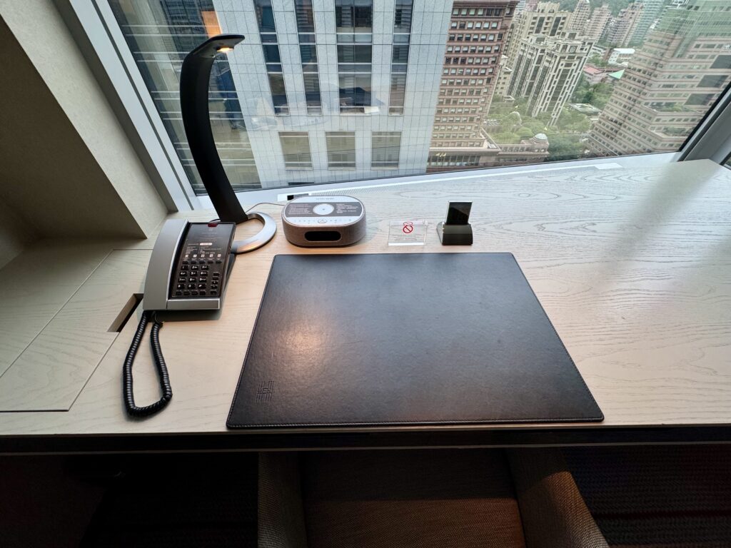 ハンブルハウス台北 プレミアルーム デスク