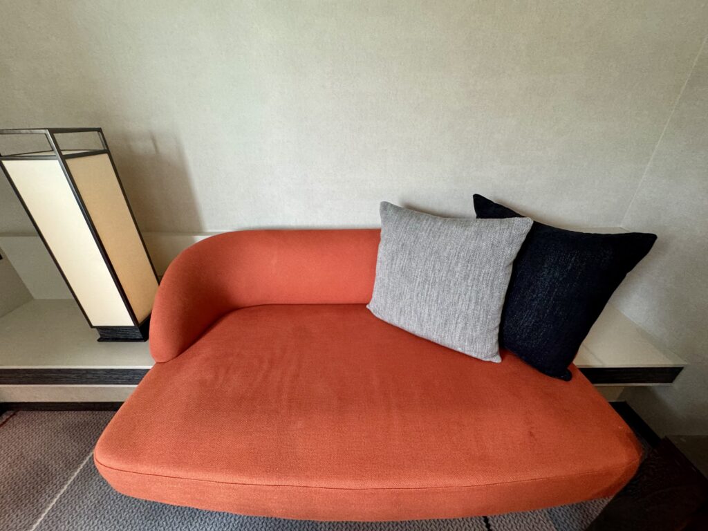 ハンブルハウス台北 プレミアルーム ソファ