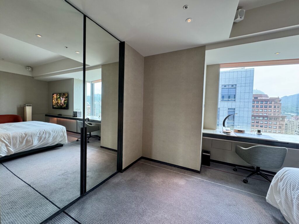 ハンブルハウス台北 プレミアルーム 水回りの扉