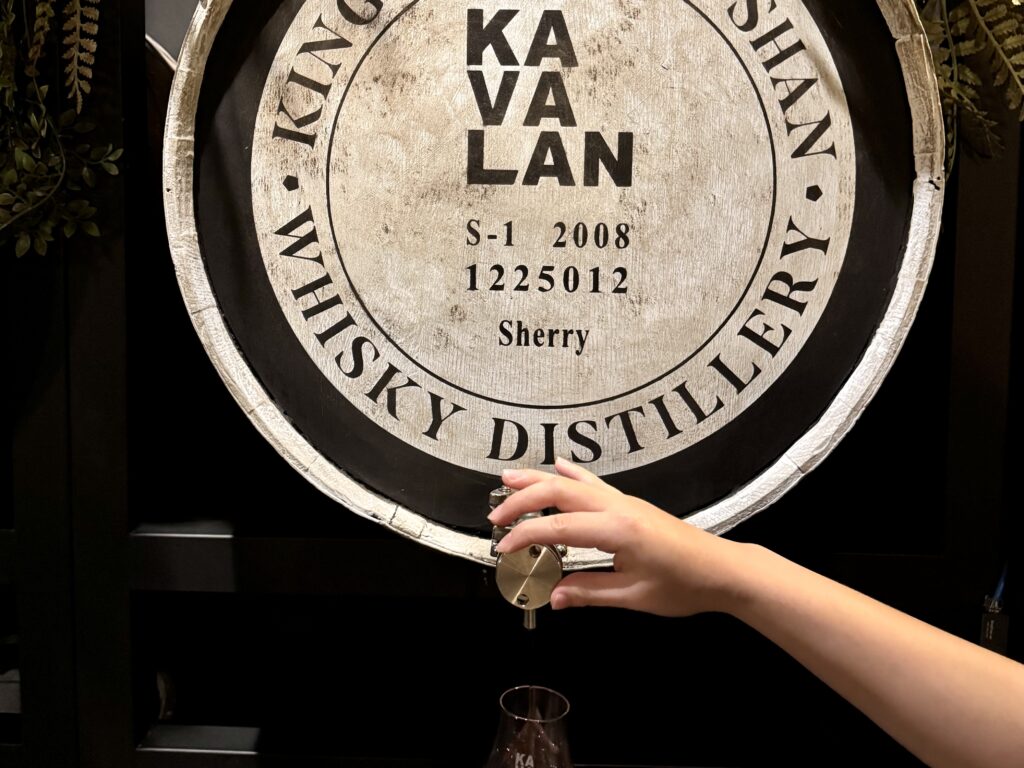 台北 カバランウイスキーバー シェリーカスク