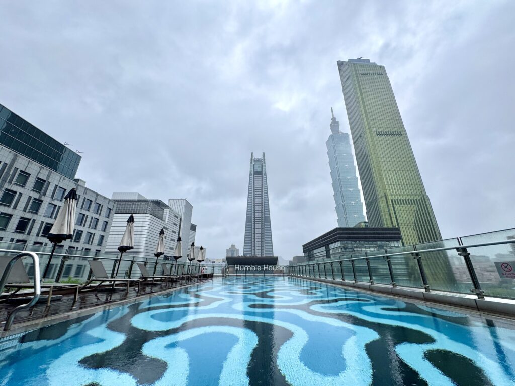 ハンブルハウス台北 屋外プール 台北101