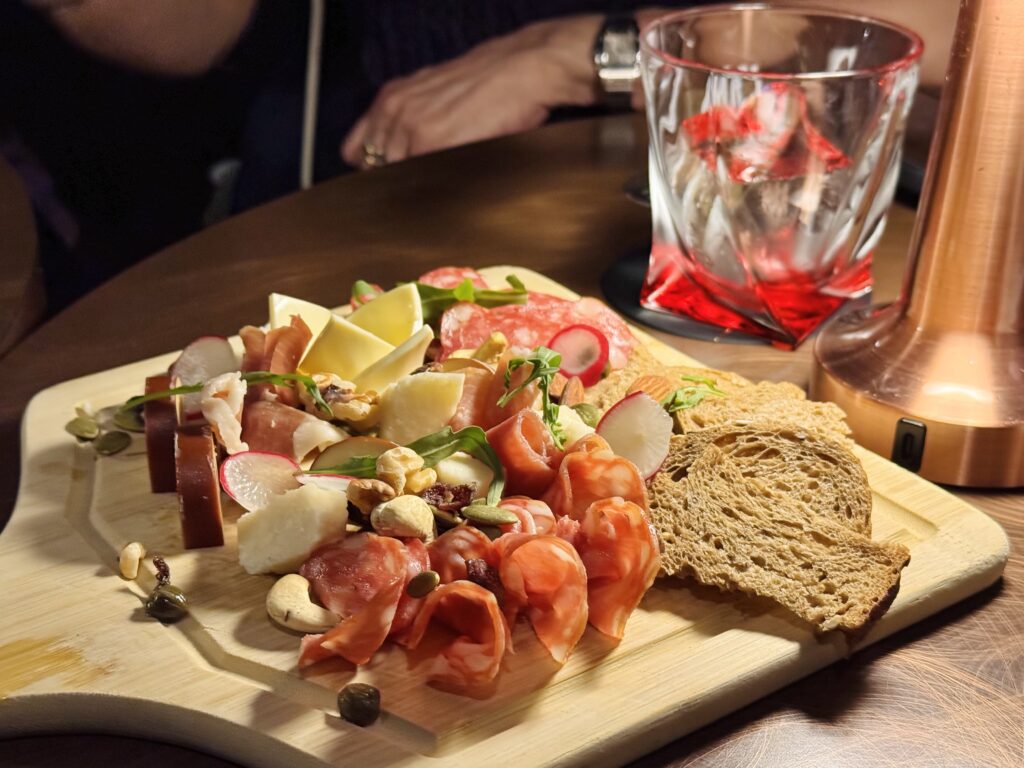 2024年「えだ旅 総まとめ」10月台湾旅行 カバランbarへ