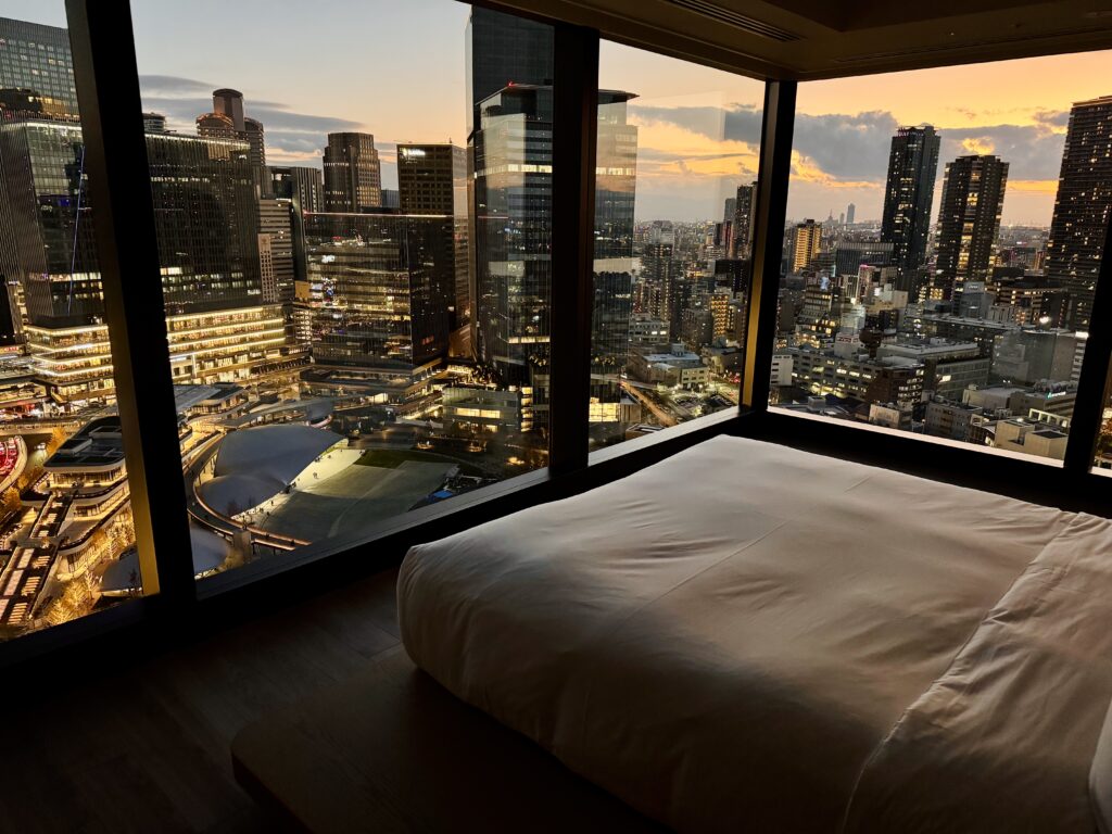 キャノピー大阪 コーナースイート ベッドルーム