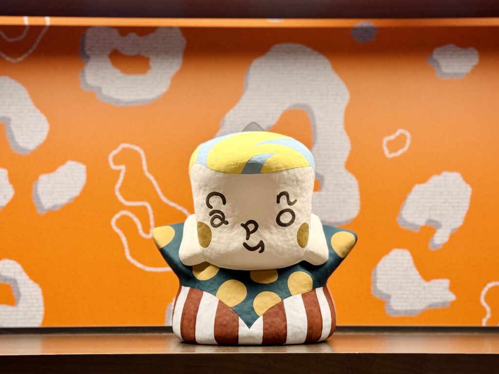 キャノピー大阪 コーナースイート リビングルーム ミニバーコーナー